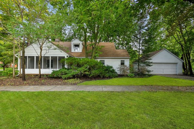 244 S Elmwood Drive, Aurora, IL 60506