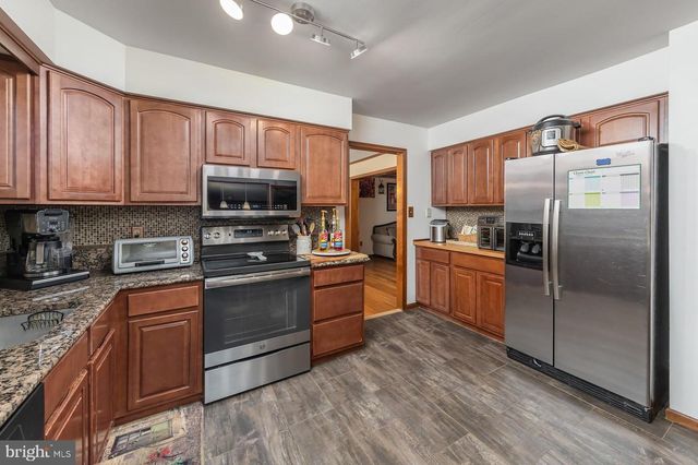 1122 RAINBOW CIRCLE, Pittsgrove, NJ 08318