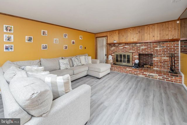 1122 RAINBOW CIRCLE, Pittsgrove, NJ 08318