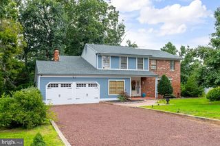 1122 RAINBOW CIRCLE, Pittsgrove, NJ 08318