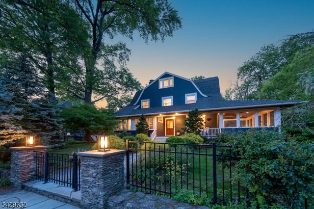 15 Brunswick Road, Montclair Twp., NJ 07042