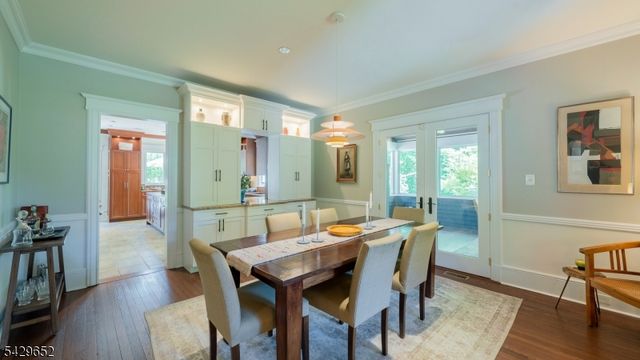 15 Brunswick Road, Montclair Twp., NJ 07042