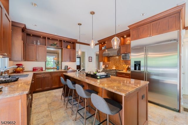 15 Brunswick Road, Montclair Twp., NJ 07042