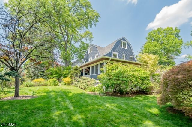 15 Brunswick Road, Montclair Twp., NJ 07042