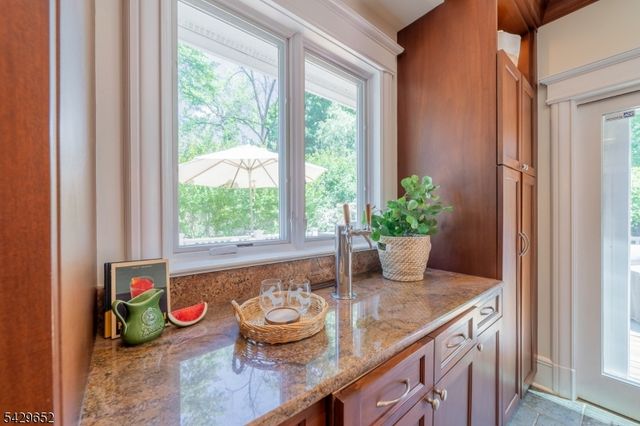 15 Brunswick Road, Montclair Twp., NJ 07042