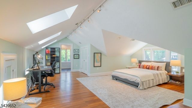 15 Brunswick Road, Montclair Twp., NJ 07042