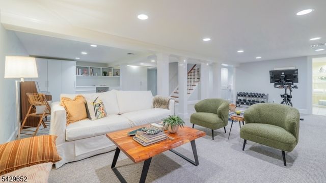15 Brunswick Road, Montclair Twp., NJ 07042