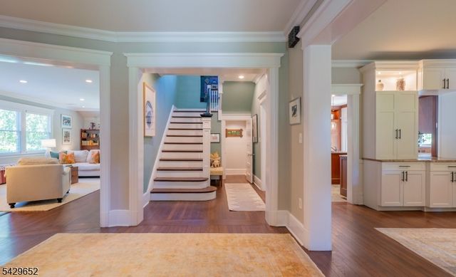 15 Brunswick Road, Montclair Twp., NJ 07042