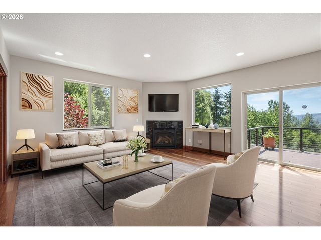 251 BEASLEY Rd, Kelso, WA 98626