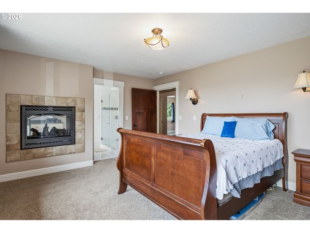 251 BEASLEY Rd, Kelso, WA 98626
