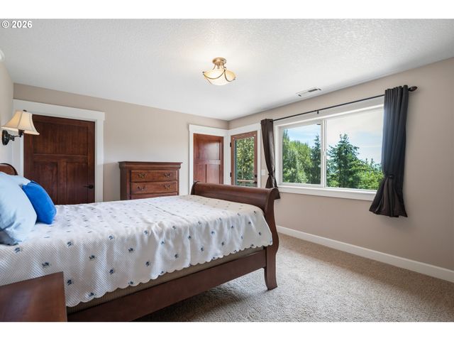 251 BEASLEY Rd, Kelso, WA 98626
