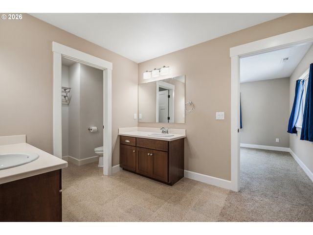 251 BEASLEY Rd, Kelso, WA 98626