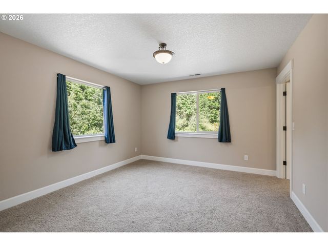 251 BEASLEY Rd, Kelso, WA 98626