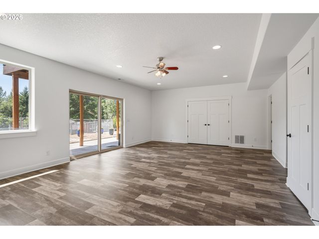 251 BEASLEY Rd, Kelso, WA 98626