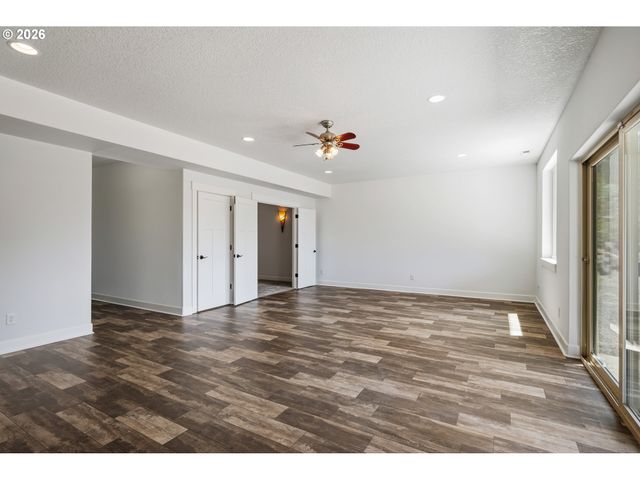 251 BEASLEY Rd, Kelso, WA 98626