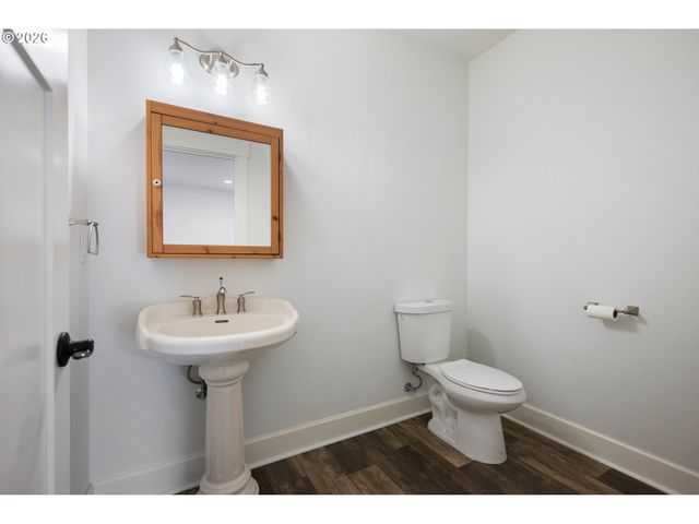 251 BEASLEY Rd, Kelso, WA 98626