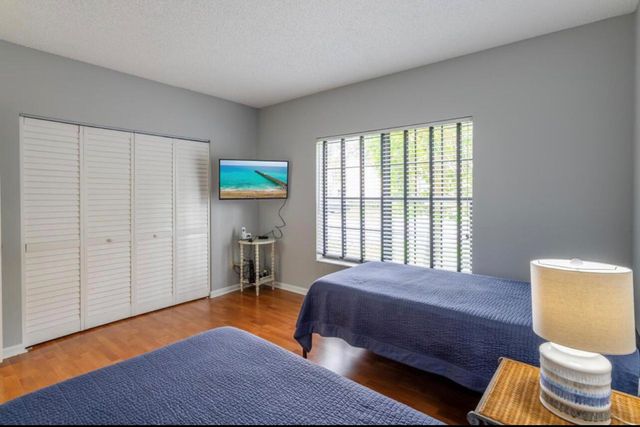 6666 Montego Bay Boulevard E, Boca Raton, FL 33433