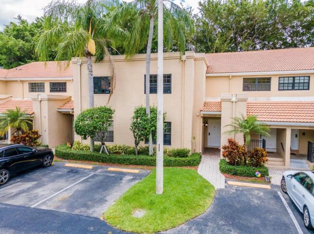 6666 Montego Bay Boulevard E, Boca Raton, FL 33433