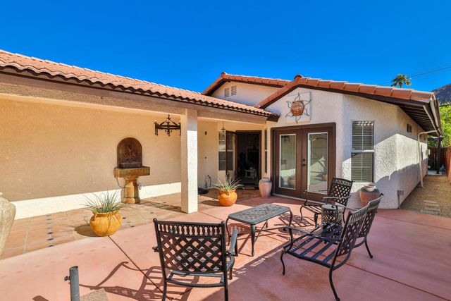 53390 Avenida Navarro, La Quinta, CA 92253