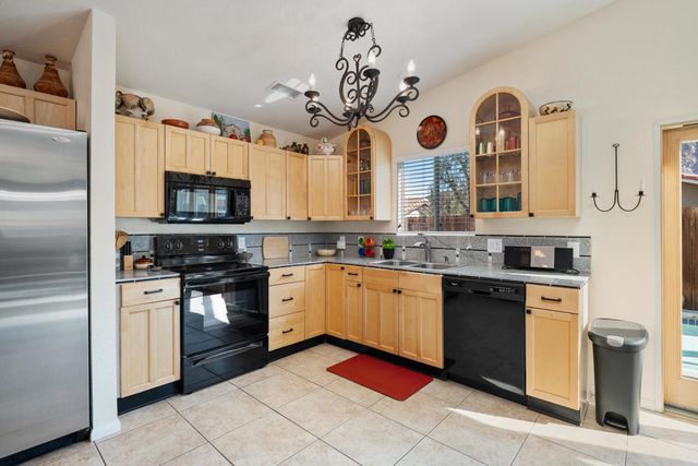 53390 Avenida Navarro, La Quinta, CA 92253