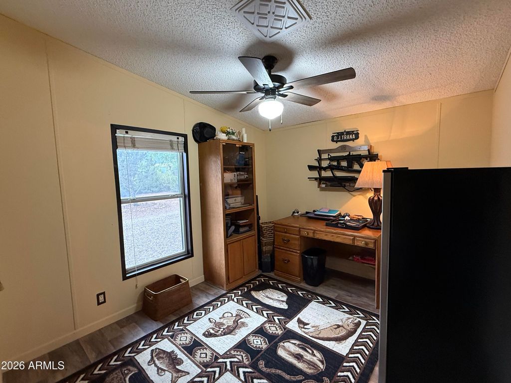 Image 10 of property listing at 5665 S MESQUITE TREE Lane, Hereford, AZ 85615