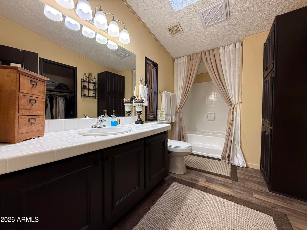 Image 9 of property listing at 5665 S MESQUITE TREE Lane, Hereford, AZ 85615