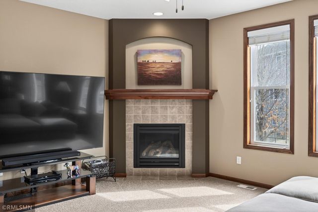 10406 Florida Avenue N, Brooklyn Park, MN 55445