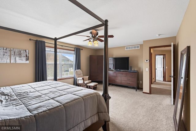 10406 Florida Avenue N, Brooklyn Park, MN 55445