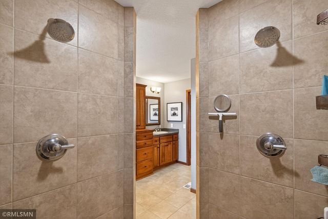 10406 Florida Avenue N, Brooklyn Park, MN 55445