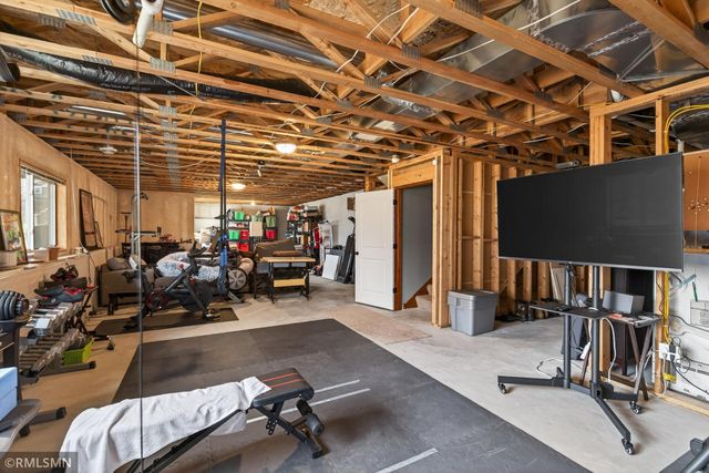 10406 Florida Avenue N, Brooklyn Park, MN 55445