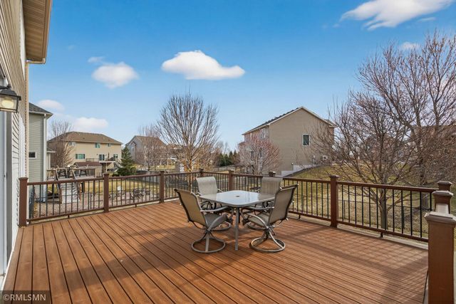 10406 Florida Avenue N, Brooklyn Park, MN 55445