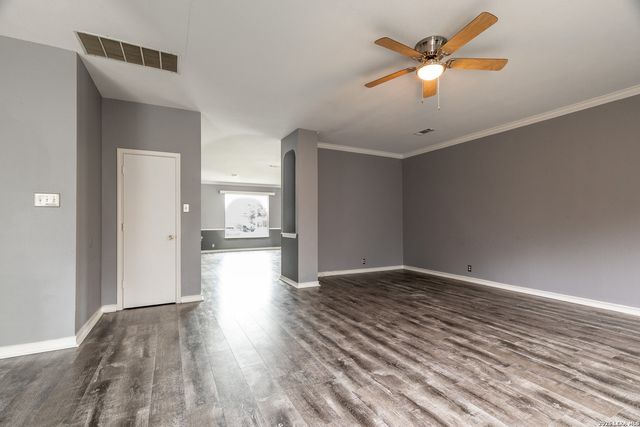 5106 Spring Arrow, San Antonio, TX 78247