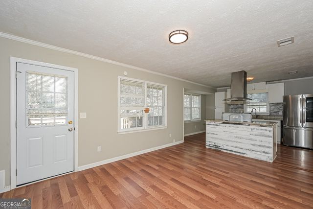 1627 Oak Forest Drive SE, Conyers, GA 30013