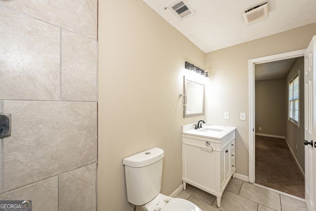 1627 Oak Forest Drive SE, Conyers, GA 30013