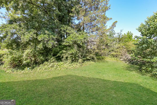 1627 Oak Forest Drive SE, Conyers, GA 30013