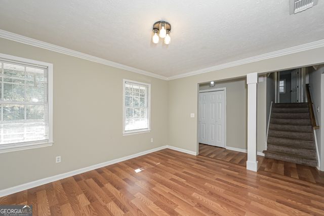 1627 Oak Forest Drive SE, Conyers, GA 30013