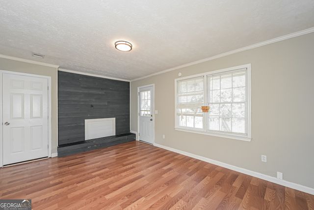 1627 Oak Forest Drive SE, Conyers, GA 30013