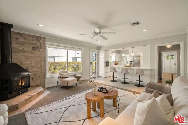 5623 Beck Avenue, North Hollywood, CA 91601