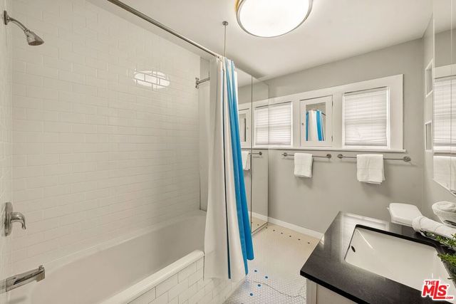 5623 Beck Avenue, North Hollywood, CA 91601