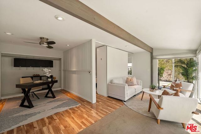 5623 Beck Avenue, North Hollywood, CA 91601