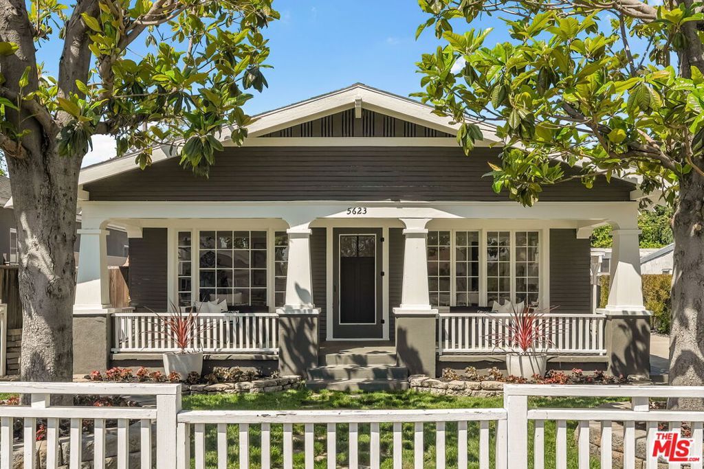 5623 Beck Avenue, North Hollywood, CA 91601