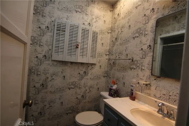 2518 Vuelta Grande, Long Beach, CA 90815