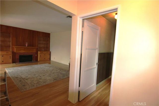 2518 Vuelta Grande, Long Beach, CA 90815