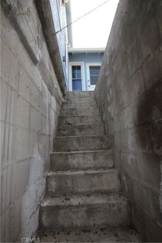 2518 Vuelta Grande, Long Beach, CA 90815