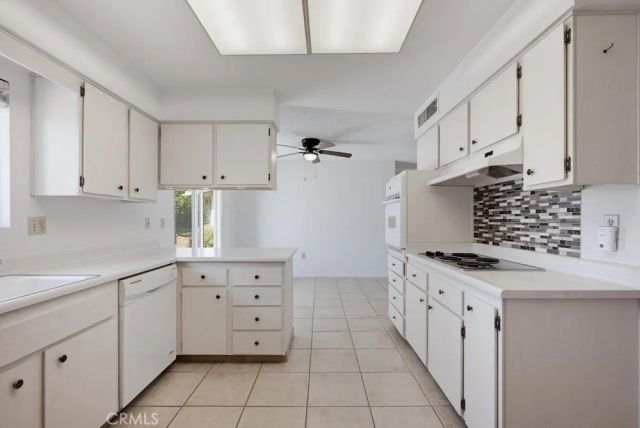 25621 Cherry Hills, Sun City, CA 92586