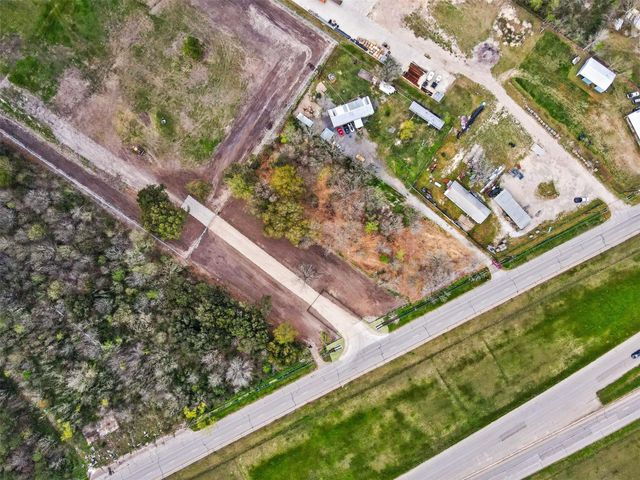 4615 Highway 90, Crosby, TX 77532