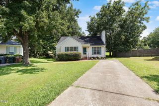 409 Vista Springs Circle Circle, Holly Springs, NC 27540