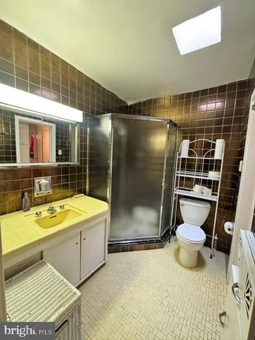 1843-45 N 72ND ST, Philadelphia, PA 19151