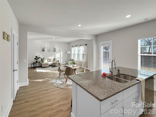 105 Silverwood Court, Mooresville, NC 28115