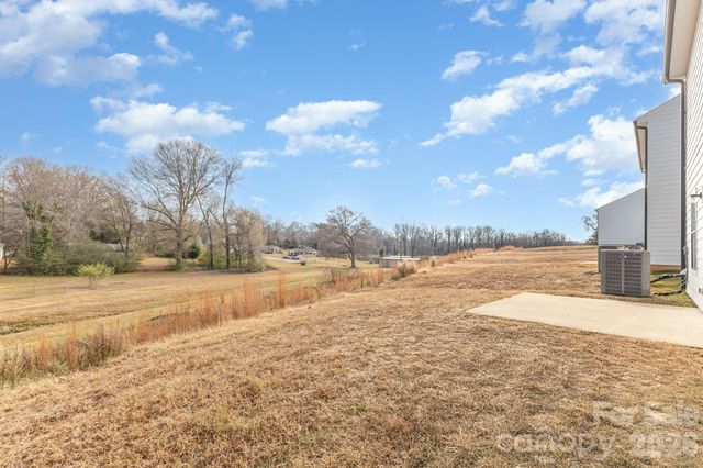 105 Silverwood Court, Mooresville, NC 28115